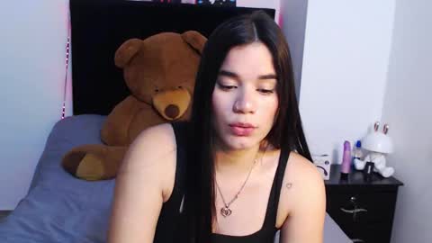 Snapshot of alice_cross20 chatting on May 28, 2:42 am kia online show from May 28, 2:42 am