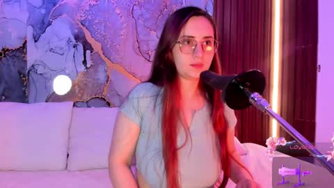 Snapshot of alice_cute77 chatting on September 19, 3:24 pm Mey online show from September 19, 3:24 pm