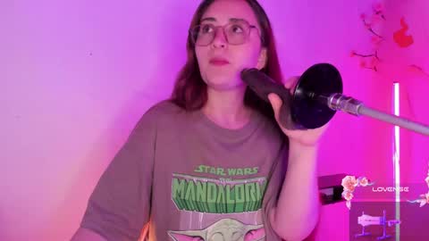 Snapshot of alice_cute77 chatting on September 30, 3:55 am Mey online show from September 30, 3:55 am