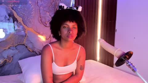 Snapshot of alice_cute77 chatting on October 5, 2:37 pm Mey online show from October 5, 2:37 pm