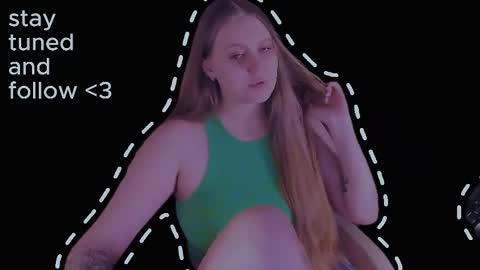 Snapshot of alice_dreamgirl_ chatting on February 19, 4:00 pm Alice 3 online show from February 19, 4:00 pm