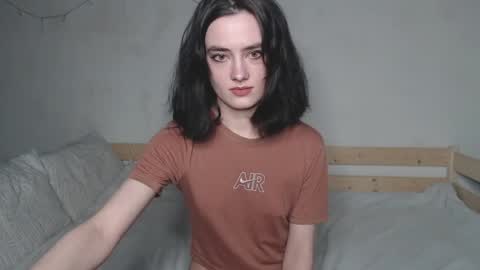 Alice online show from April 19, 8:11 pm