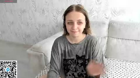 alice_halle online show from June 28, 9:04 am