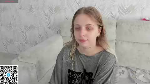 alice_halle online show from July 23, 3:26 am