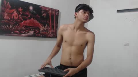 alice online show from September 27, 7:52 pm