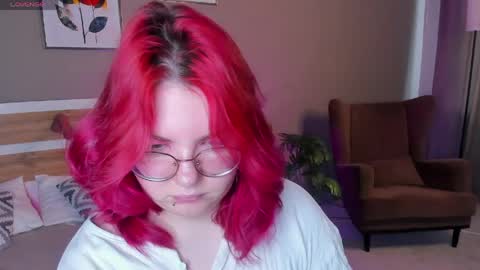 Alice online show from April 26, 11:41 am