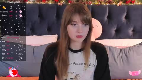 Snapshot of alice_langley chatting on January 25, 11:34 am Alice 3 online show from January 25, 11:34 am