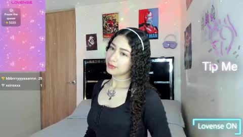 alice and amber online show from October 16, 2:07 pm
