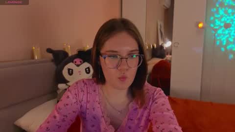 Alice online show from November 16, 3:06 pm