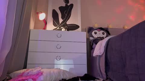 Alice online show from December 3, 6:39 pm