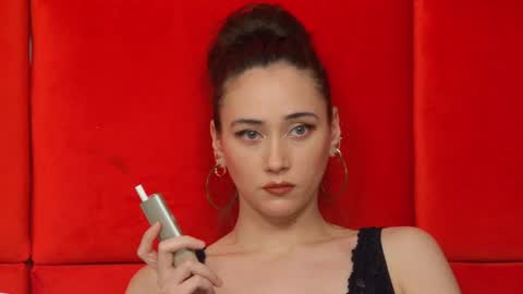 Snapshot of alice_munro chatting on January 10, 1:10 am AliceMunro online show from January 10, 1:10 am