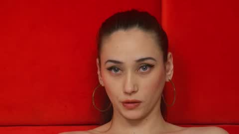 Snapshot of alice_munro chatting on January 22, 1:20 am AliceMunro online show from January 22, 1:20 am