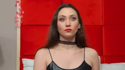 Snapshot of alice_munro chatting on February 20, 10:37 pm AliceMunro online show from February 20, 10:37 pm