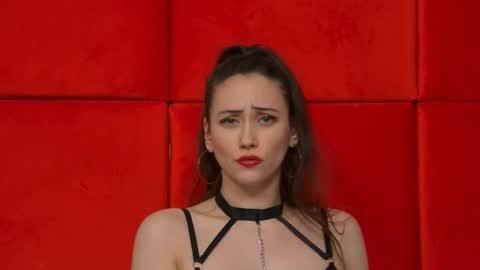 Snapshot of alice_munro chatting on March 6, 12:10 am AliceMunro online show from March 6, 12:10 am