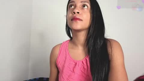 Snapshot of alice_parkerx chatting on May 19, 10:43 am alice_parkerx online show from May 19, 10:43 am