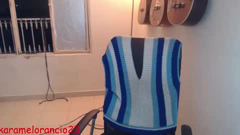 Alicia Aldara online show from October 3, 5:37 am