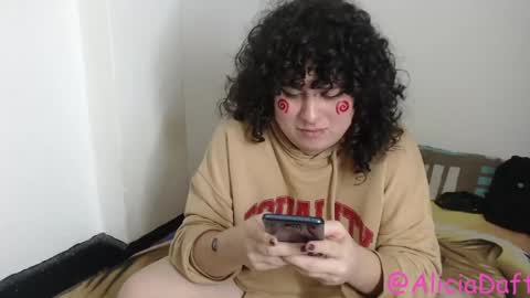 Alicia Aldara online show from April 24, 7:33 am