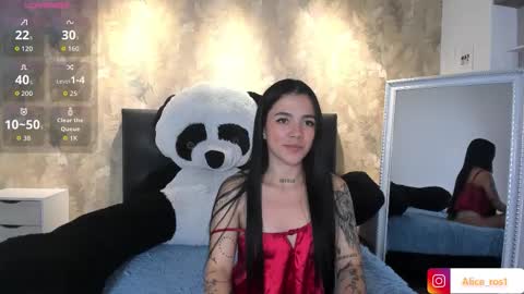 Snapshot of alice_rose5 chatting on October 4, 3:26 am Alice online show from October 4, 3:26 am