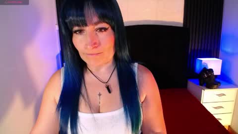 Alice online show from April 20, 7:04 pm