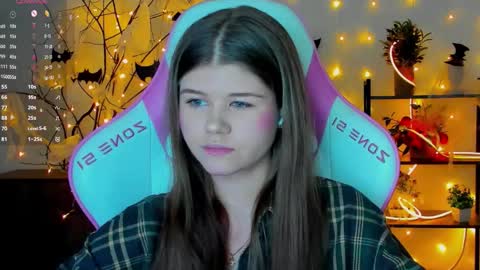 Alice online show from October 28, 11:07 pm