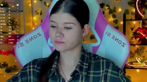 Alice online show from December 5, 3:20 pm