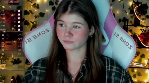 Alice online show from April 22, 9:38 pm