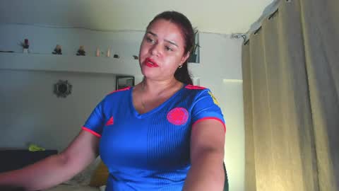 Alice thompsonx online show from June 24, 12:53 am