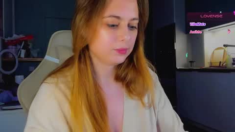 Alice online show from April 21, 3:35 am