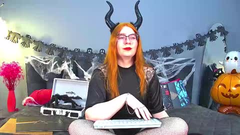 Alice online show from October 25, 6:57 pm