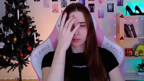 alicecharmy online show from December 17, 12:22 pm