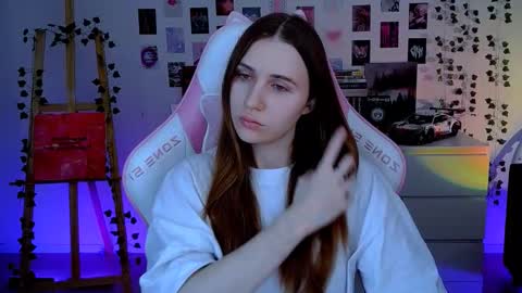 alicecharmy online show from October 18, 5:32 am