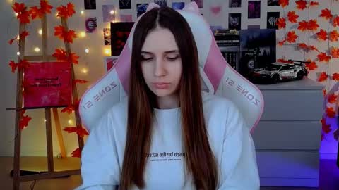 alicecharmy online show from November 22, 7:29 am