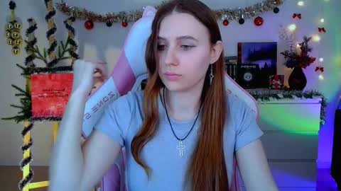 alicecharmy online show from December 15, 10:52 am