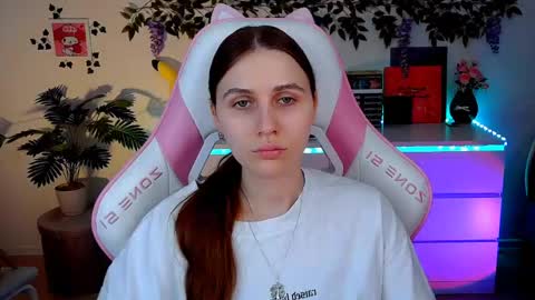 alicecharmy online show from April 15, 3:08 pm
