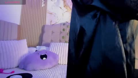  Aliice online show from April 28, 12:20 am