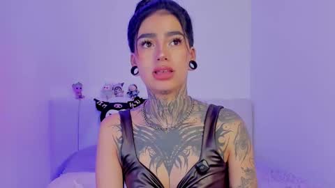 Alice  online show from October 11, 5:55 pm