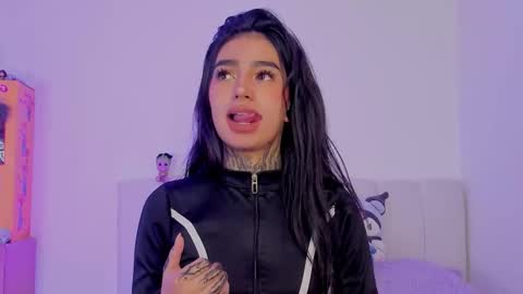 Alice  online show from October 14, 7:14 pm