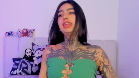 Alice  online show from March 31, 8:20 pm