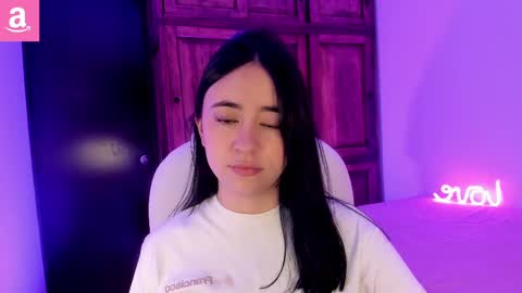 Aliceee  ..   97YP9VWGZHrefnav wishlist lists 1 online show from March 12, 7:59 pm