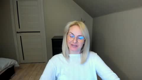 Alicee online show from February 23, 9:05 pm