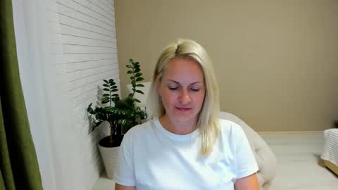 Alicee online show from September 11, 8:09 pm