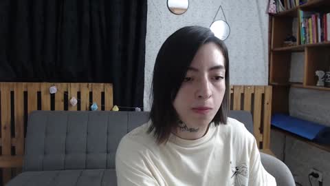 alicee_logan_ online show from December 9, 2:13 am