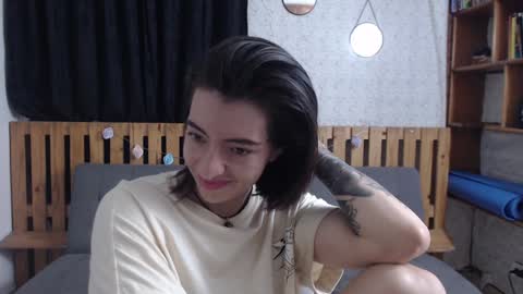 alicee_logan_ online show from December 20, 4:42 am