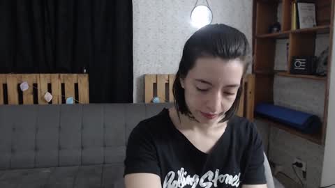 alicee_logan_ online show from January 7, 1:59 am