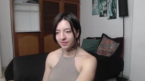 alicee_logan_ online show from October 27, 8:24 pm