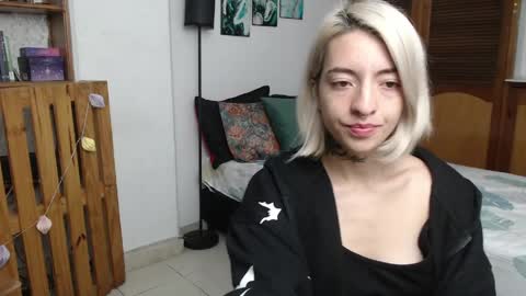 alicee_logan_ online show from March 31, 3:08 am