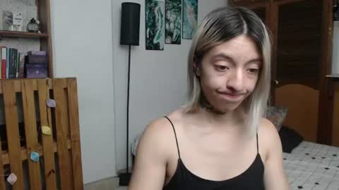 alicee_logan_ online show from July 5, 1:45 am