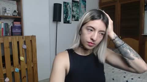 alicee_logan_ online show from July 21, 1:08 am