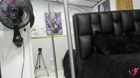 alicee online show from March 29, 7:36 pm