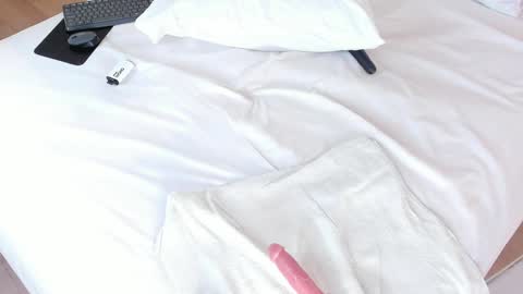 Alice  online show from February 2, 7:09 am